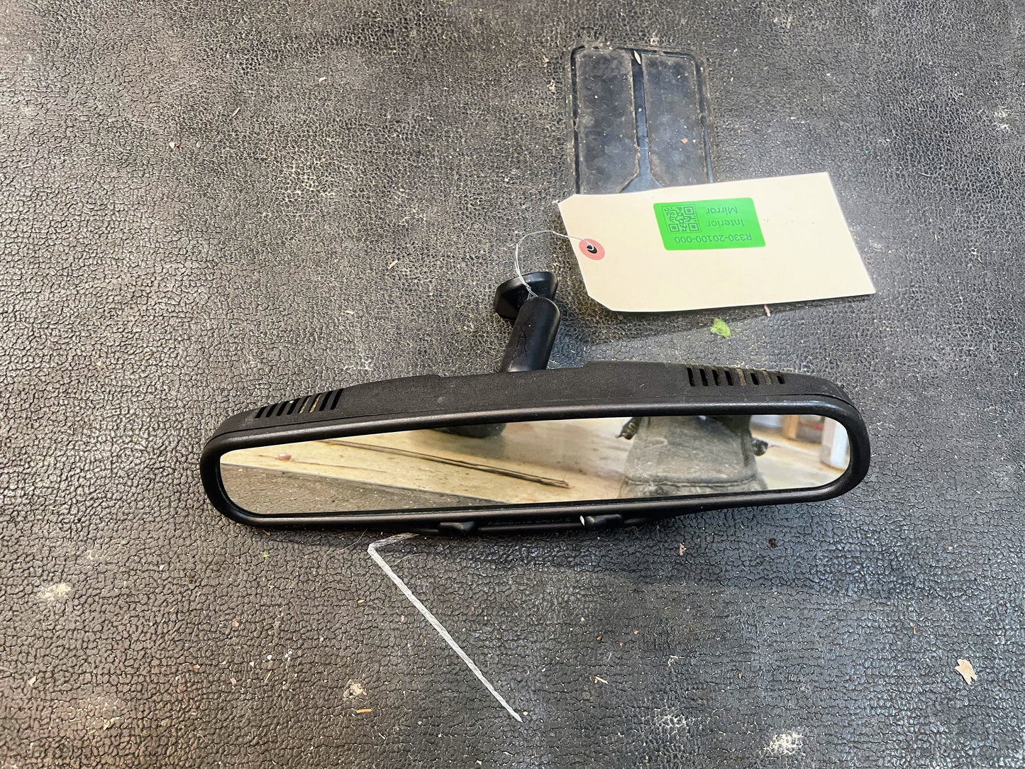 OEM Interior Rear View Mirror with Reading Lamps for 1982-1993 Chevy S10, Blazer, and more