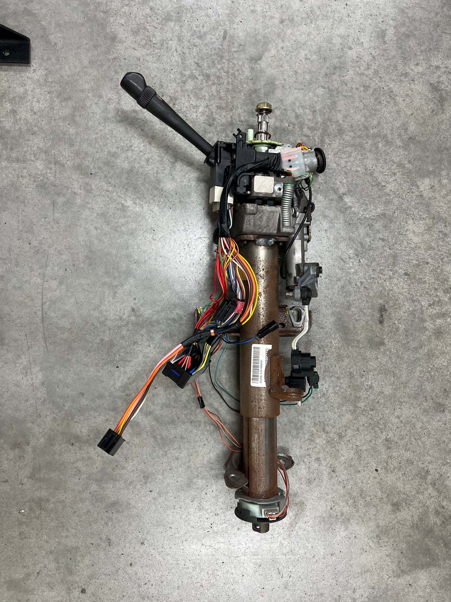OEM Steering Column w/KEY for 2000-2002 GM Full Size Trucks