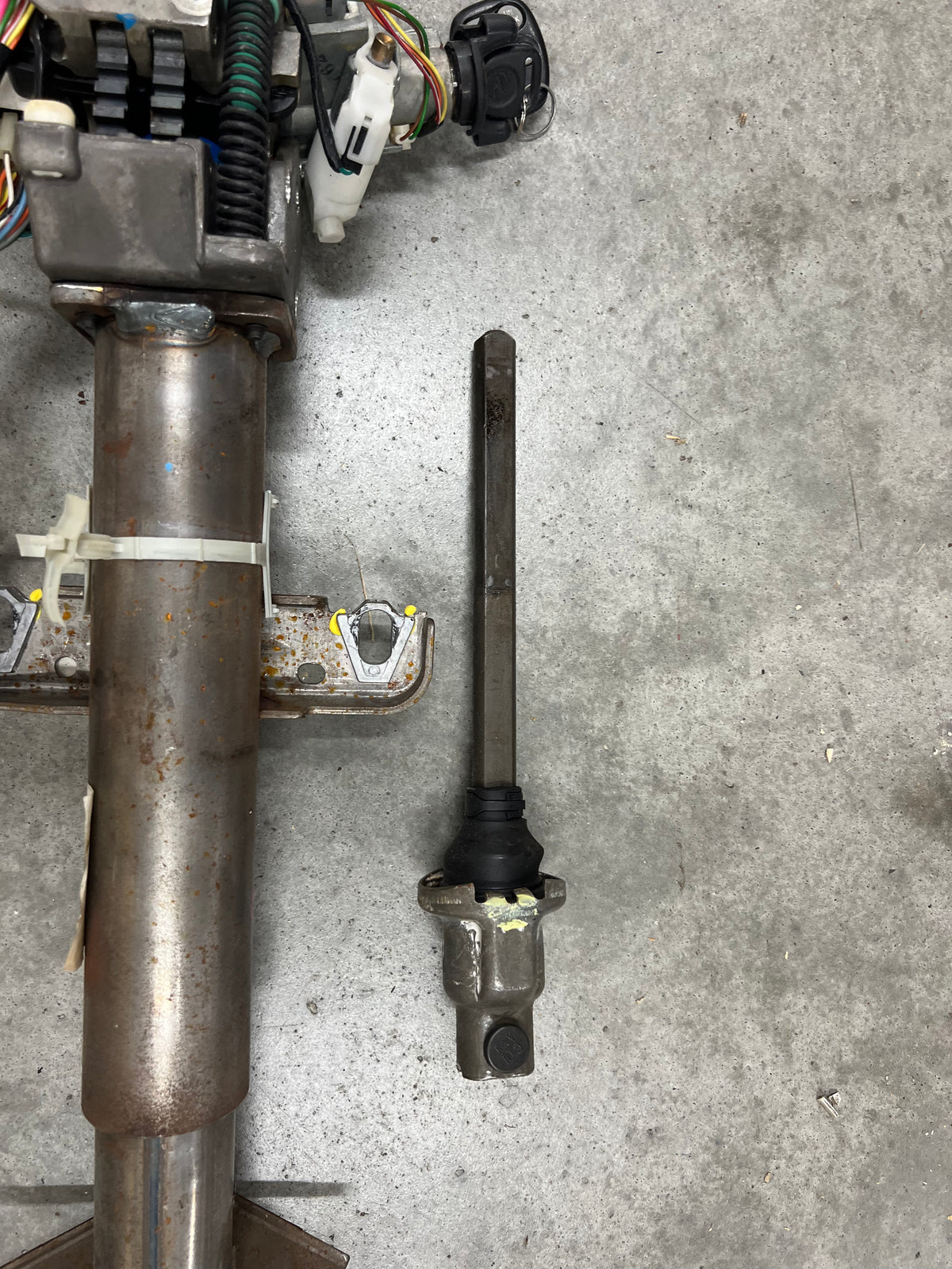 OEM Steering Column w/Tilt, Cruise Control, and Console Shift for 1998-2005 Chevy S10 Blazer and more