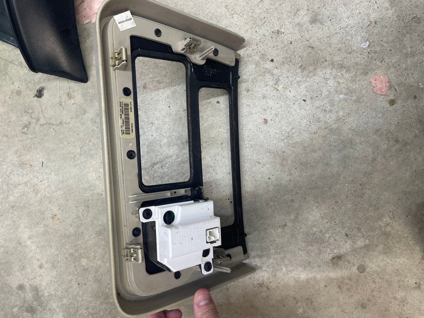 OEM Center Console Front Bin Woodgrain Trim with Clock for 2002 Cadillac Escalade