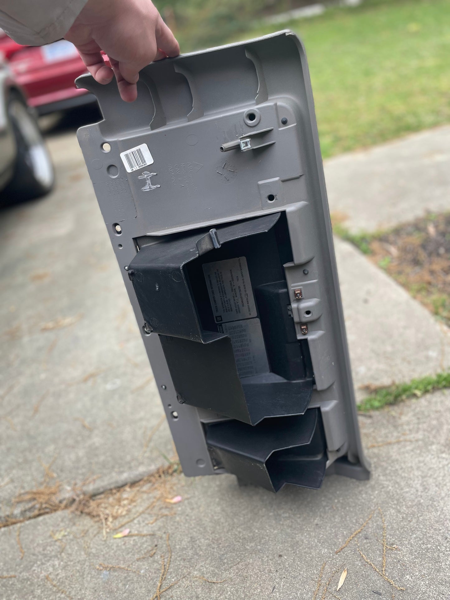 OEM Center Console in Light Gray 92I for 2003-2007 Chevy Silverado, Tahoe, Suburban, and more