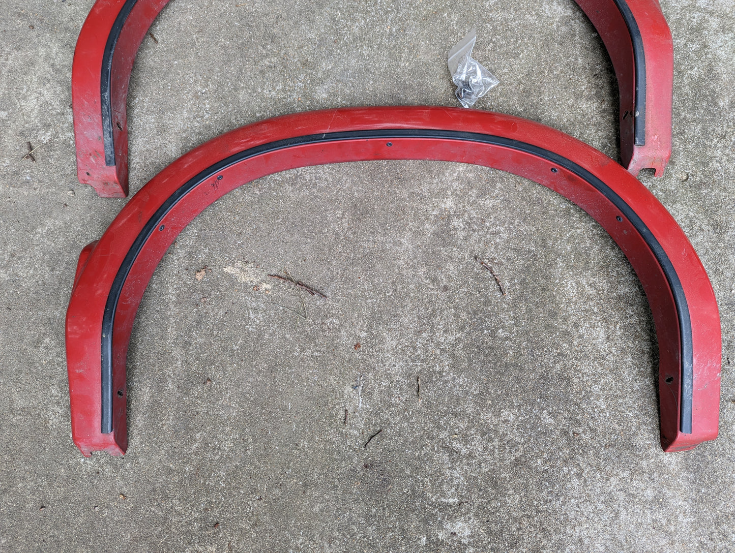 OEM Pair of Rear Bed Fender Flare Extensions in Red for 2001-2004 Chevy S10 & GMC Sonoma 4 Door Crew Cab