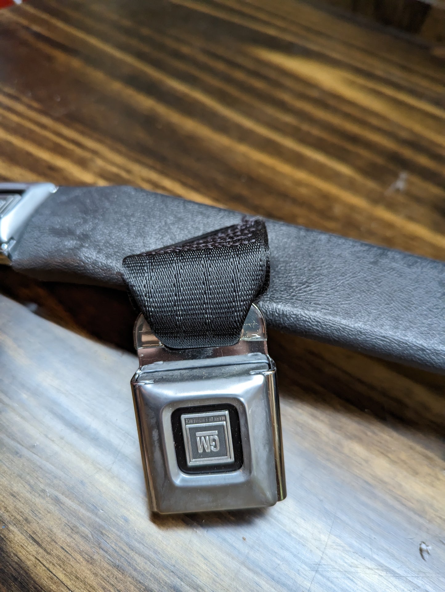 NOS Passenger Seat Belt Retractor & Buckle in Charcoal for 1982 - 1993 Chevy S10, GMC S15