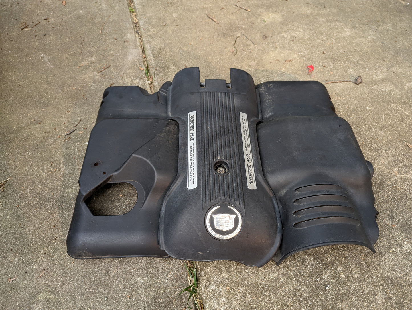 SET Premium Engine Vortec H.O. OEM Intake Cover Set for Cadillac Escalade