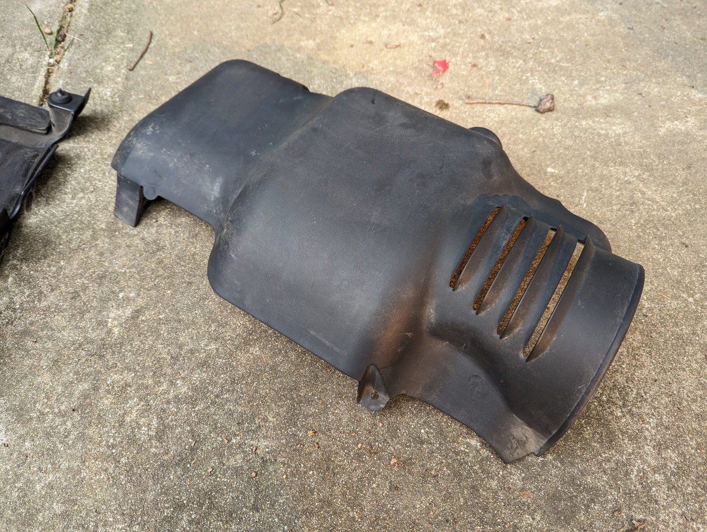 SET Premium Engine Vortec H.O. OEM Intake Cover Set for Cadillac Escalade