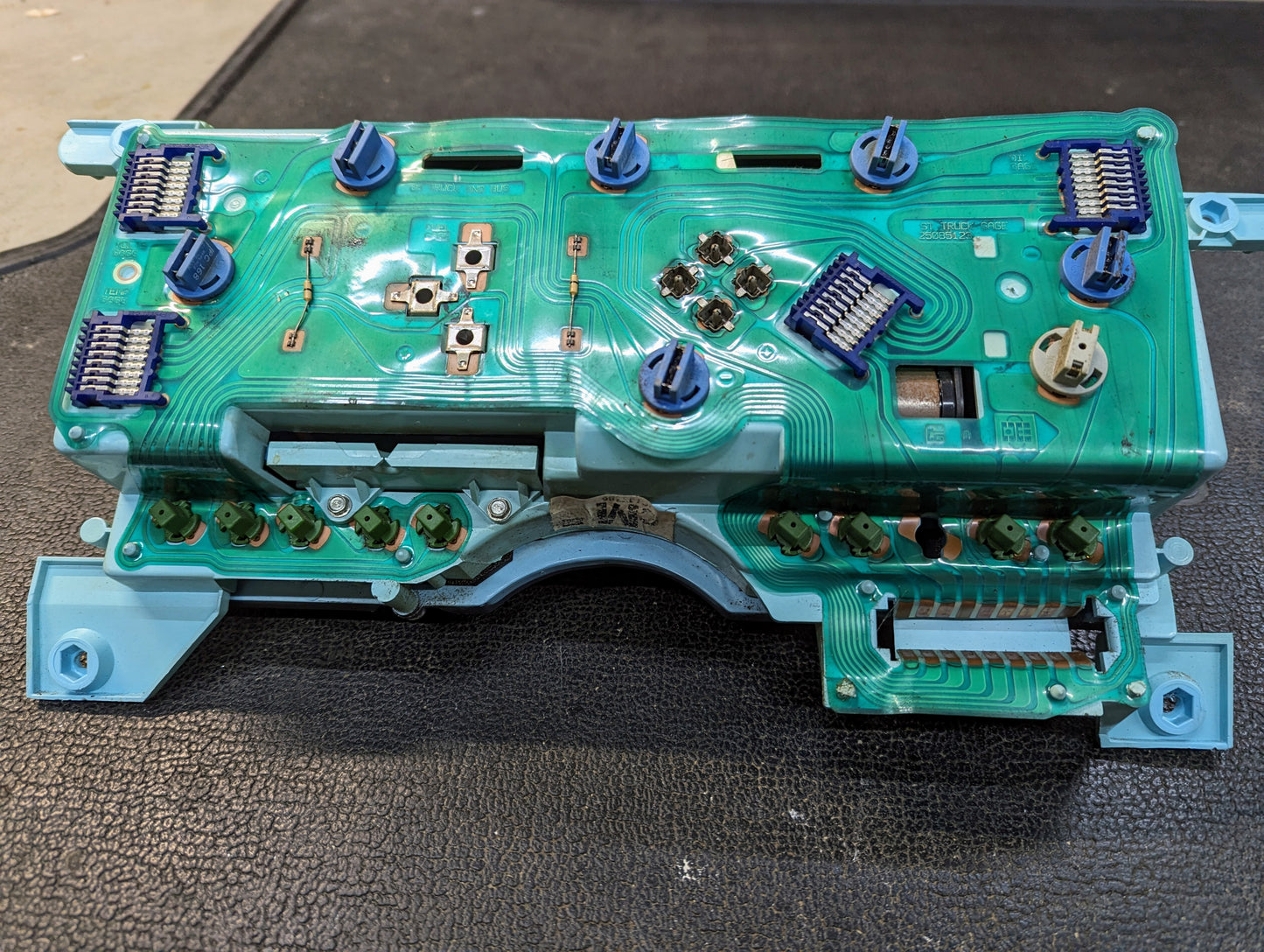 1986-1994 Chevy S10 Blazer GMC S15 Jimmy Dash Gauge Instrument Cluster OEM