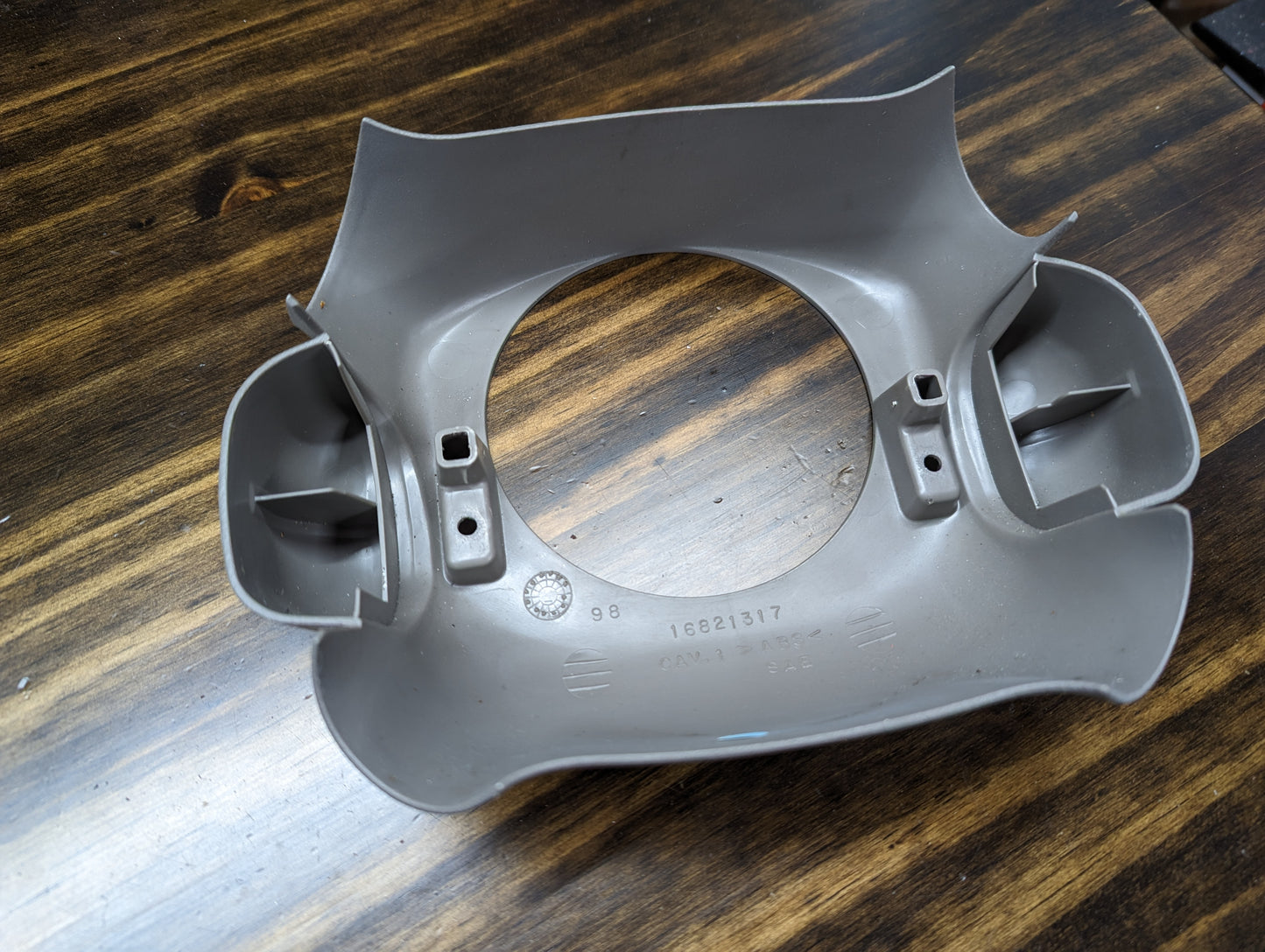 OEM Steering Wheel Trim Panel Back Cover in Gray w/Steering Controls for 1999 - 2005 GM Trucks