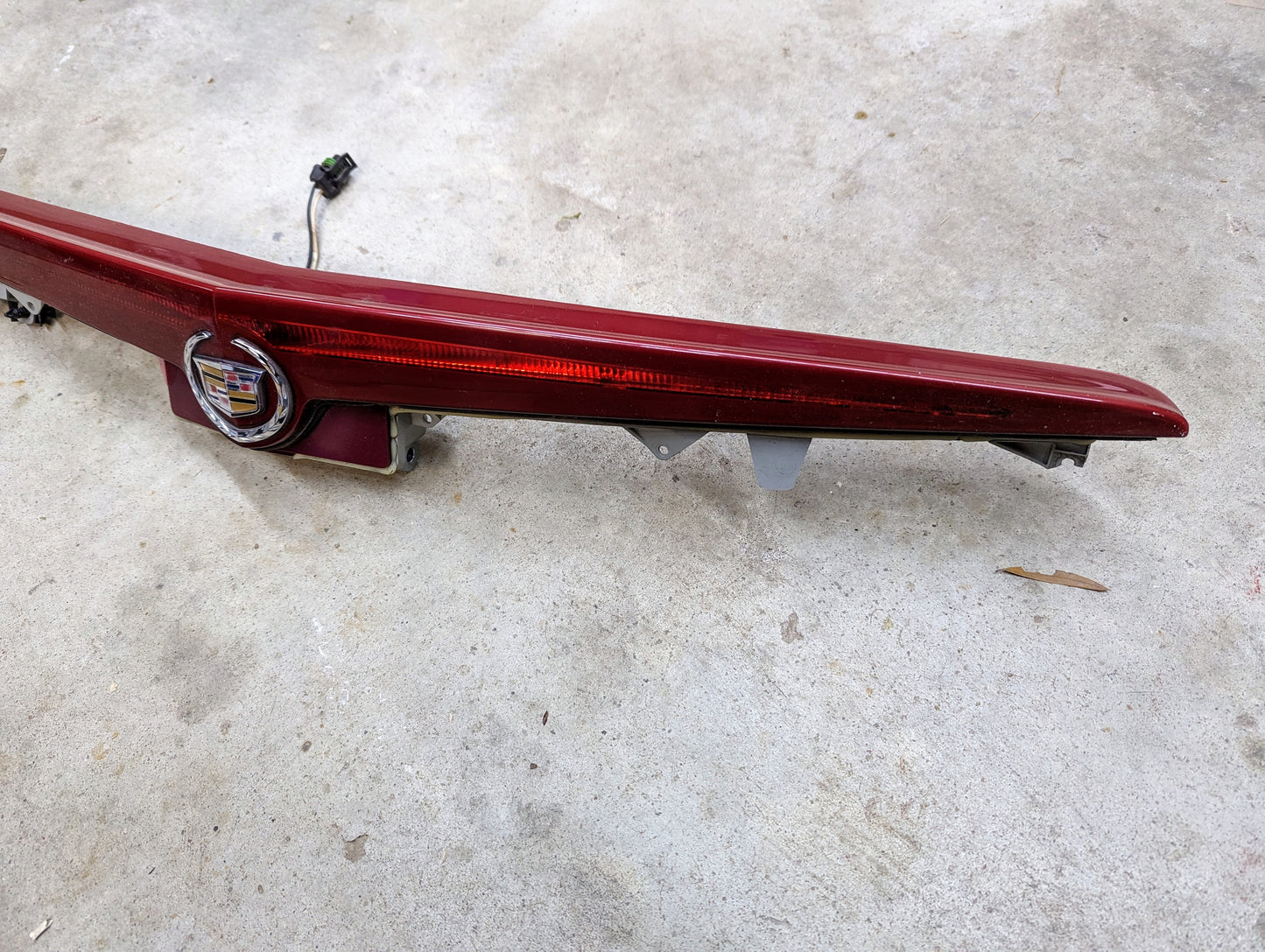 OEM Center High Mount Third Brake Lamp CHMSL for 2003-2007 Cadillac CTS