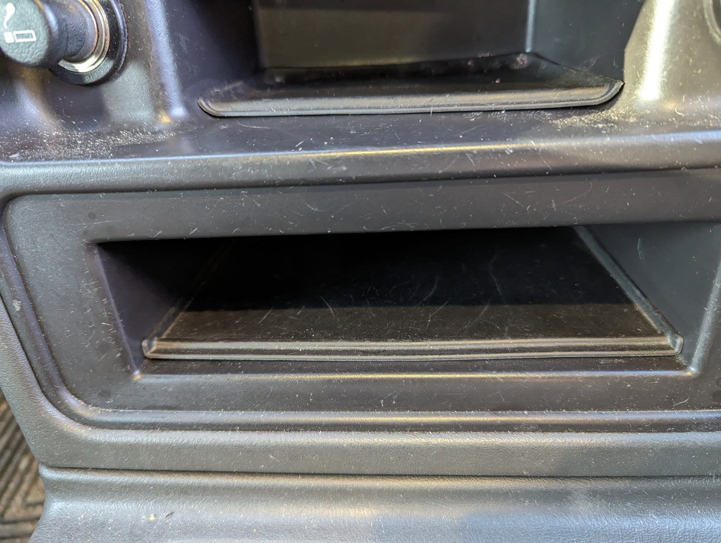 OEM Center Console Front Trim Lower Bin Rubber Mat Liner for 2003-2006 Chevy Silverado GMC Sierra and more