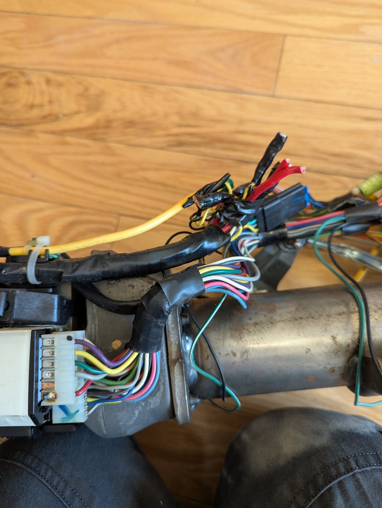 OEM Steering Column for 2000-2002 GM Full Size Trucks