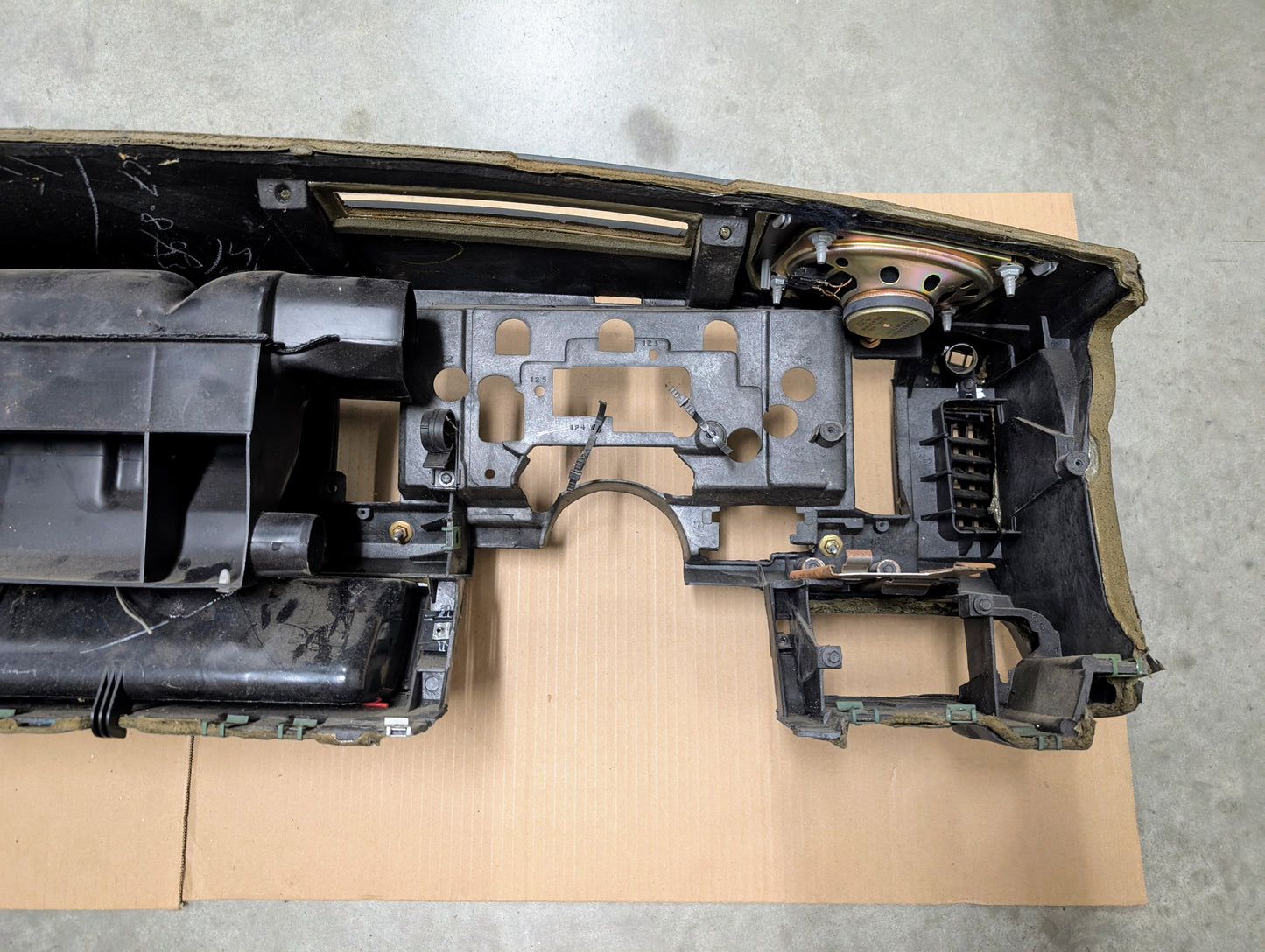 OEM Instrument Panel Dashboard in Dk Gray for 1986 - 1993 Chevy S10 Blazer GMC S15 and more