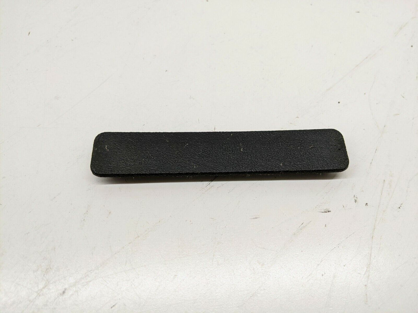 94-97 Chev S10 Blazer GMC Sonoma Jimmy Door Panel Armrest Screw Cover Plug Trim