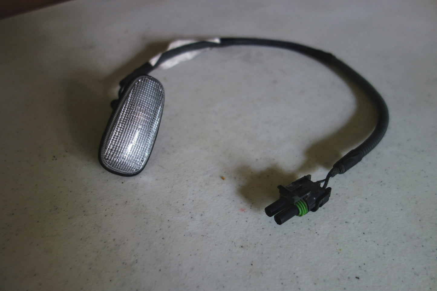OEM Fender Side Marker Signal Light Lamp Lens for 2005-2011 Cadillac STS, GM Exports, and more
