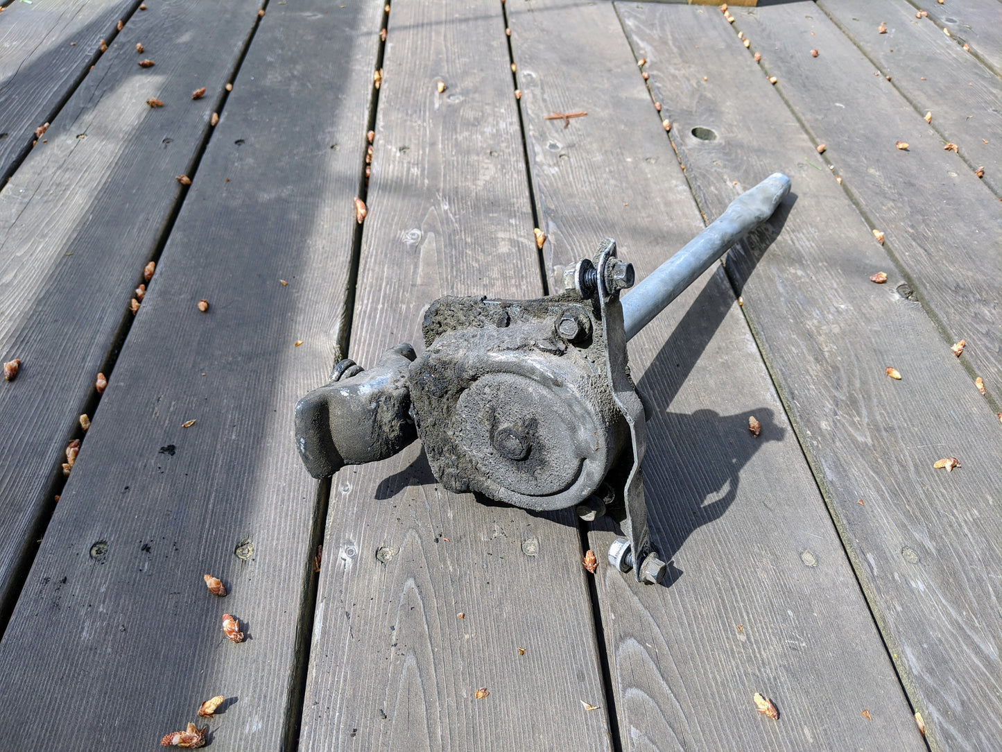 1994-04 S-10 Sonoma Hombre OEM Spare Tire Hoist Wheel Carrier Winch Hanger Lift