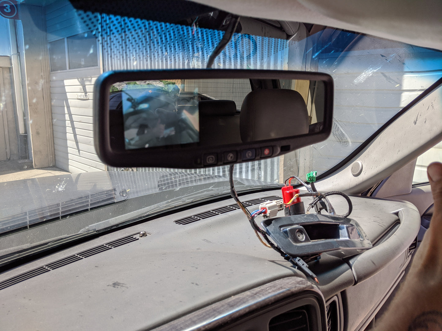 TESTED Rear View Camera Video in Mirror 22905184 for 2009-2017 Chevy Traverse and more