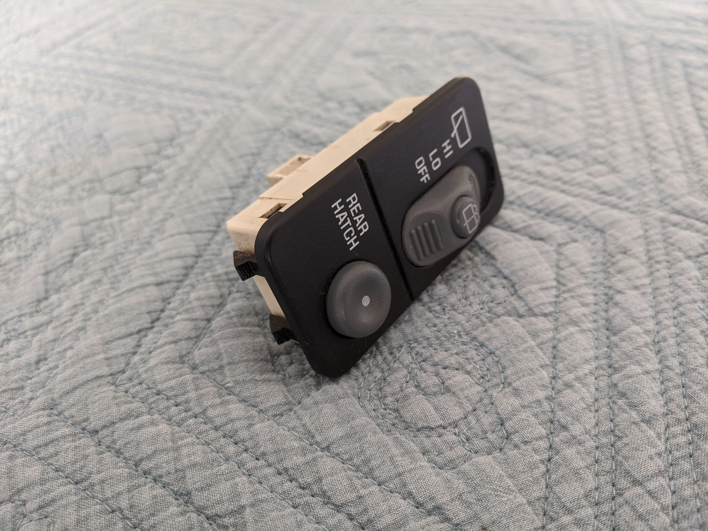 OEM Rear Wiper Back Hatch Control Switch for 1998 - 2005 Chevy Blazer GMC Jimmy Oldsmobile Bravada