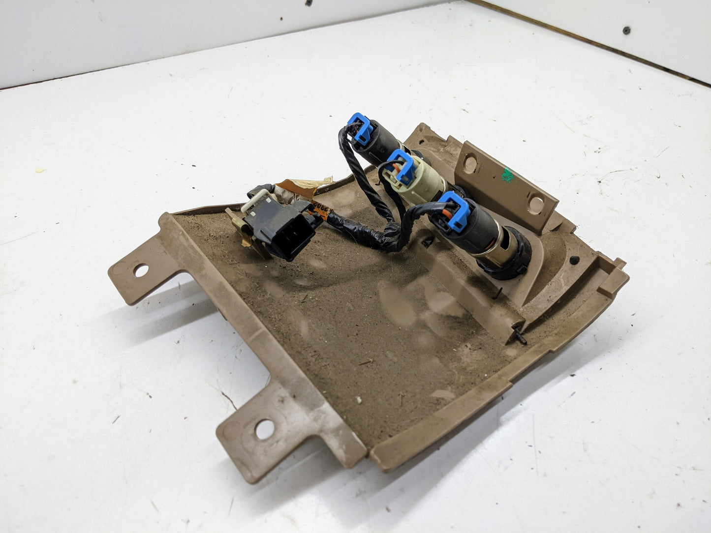 OEM 3 Port 12V Aux Panel Ash Tray Delete from 1998 - 2000 GMC Envoy in Beige/Tan