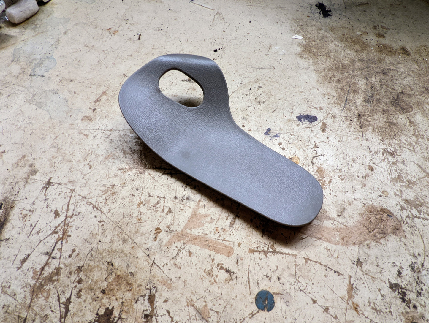 OEM Front Passenger Door Handle Trim Cup in Light Gray for 2003-2006 Chevy Silverado, Tahoe, Suburban, and more