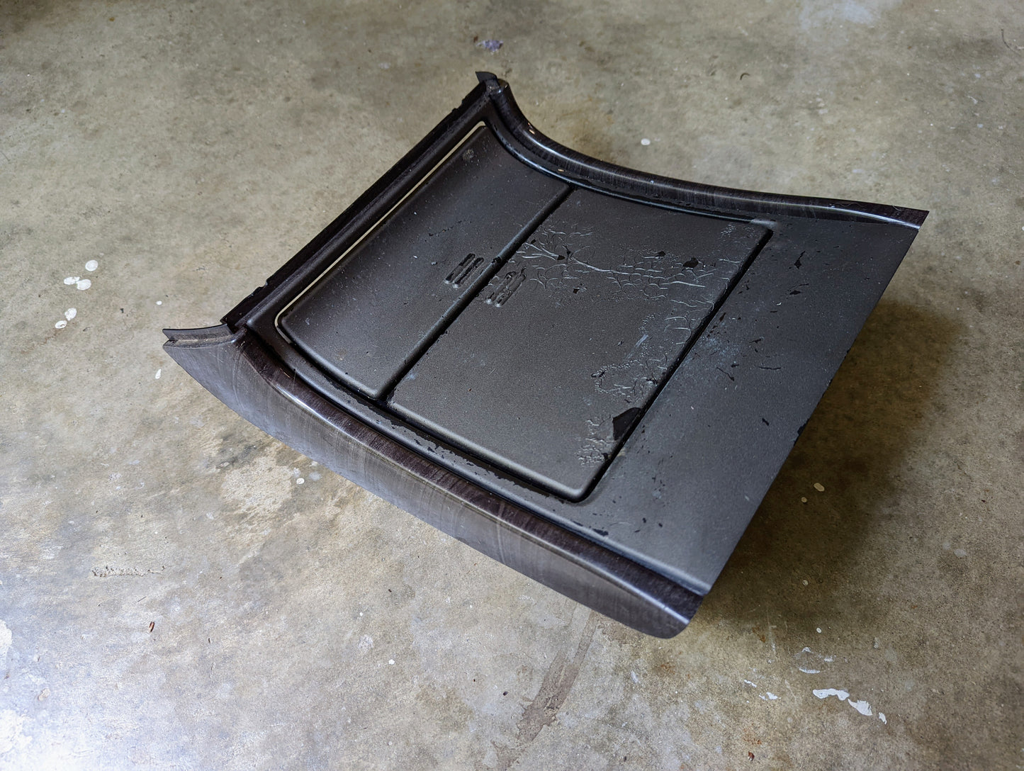 OEM Center Console Front Cup Holder & Trim Bezel with Dark Woodgrain for 2003 - 2006 GMC Sierra & Yukon Denali
