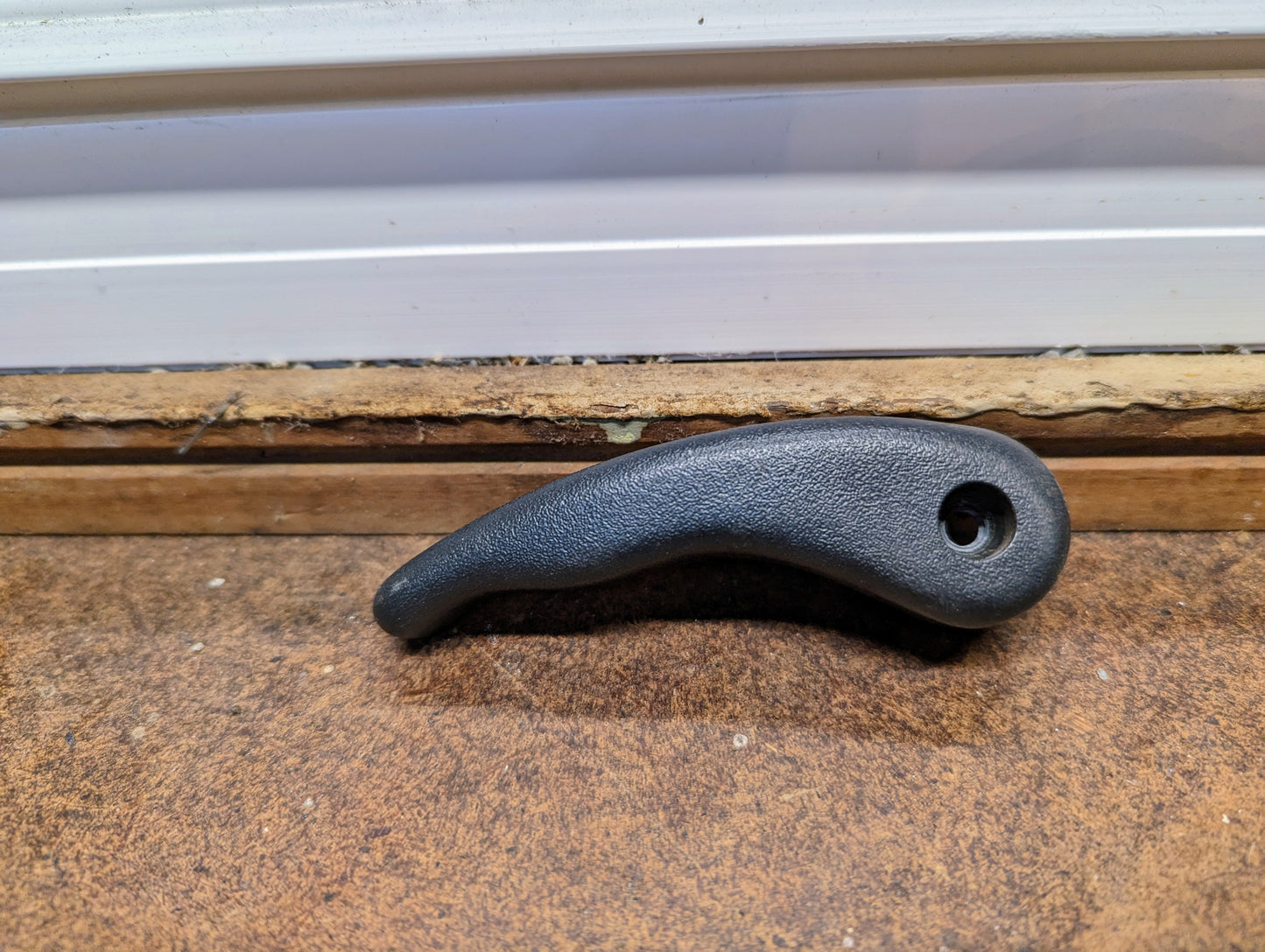 OEM Driver Seat Tilt Forward Handle in Dark Gray for 1998-2005 Chevy S10, Blazer, and more