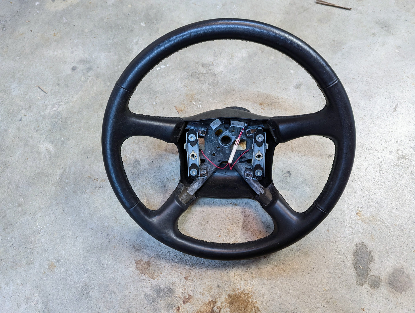 1999-2005 GM Chevy Silverado S10 GMC Sierra Sonoma Steering Wheel Leather OEM