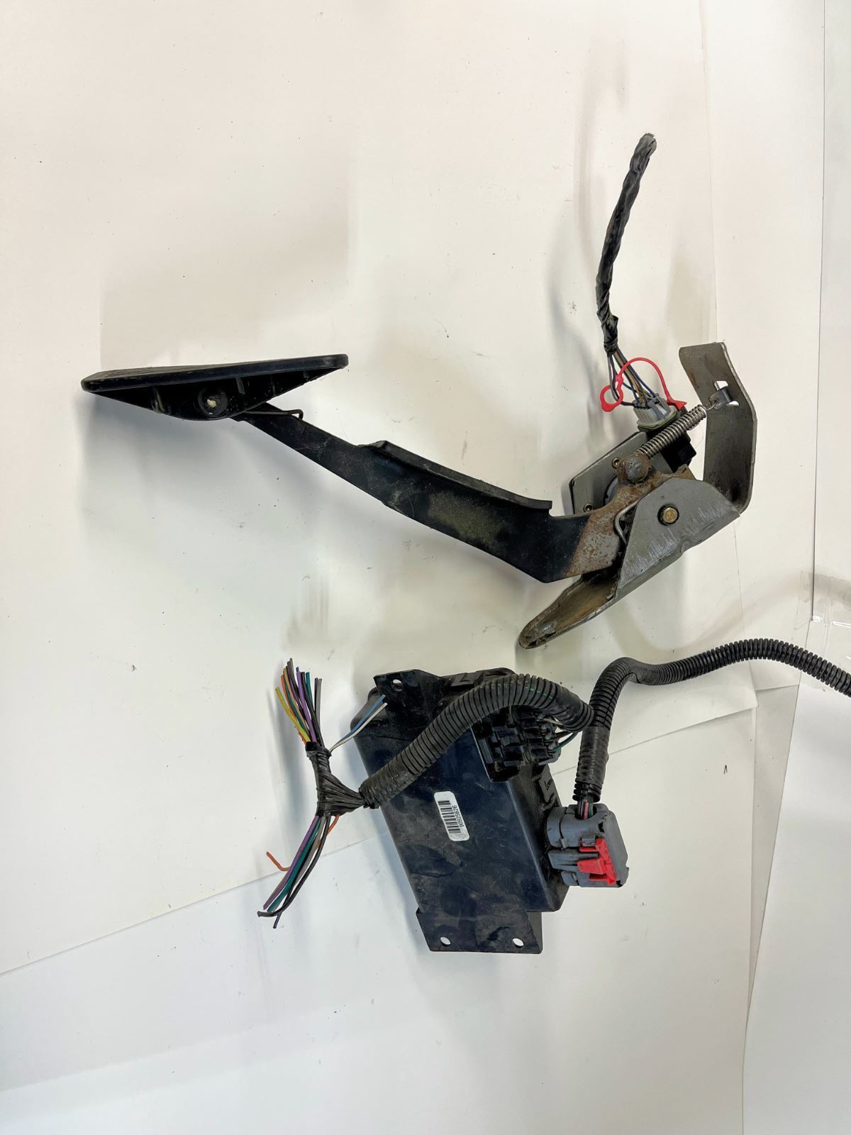 LS Drive By Wire Throttle Pedal & TAC Module for 2000 - 2002 Chevy Silverado Tahoe GMC Yukon and more