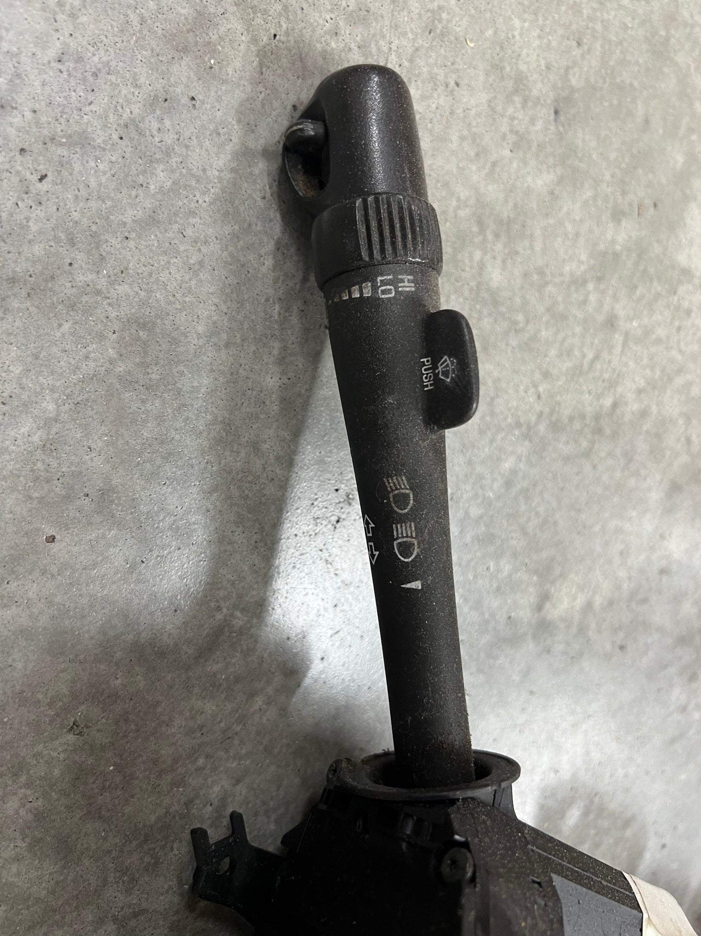 OEM Steering Column w/KEY for 2000-2002 GM Full Size Trucks
