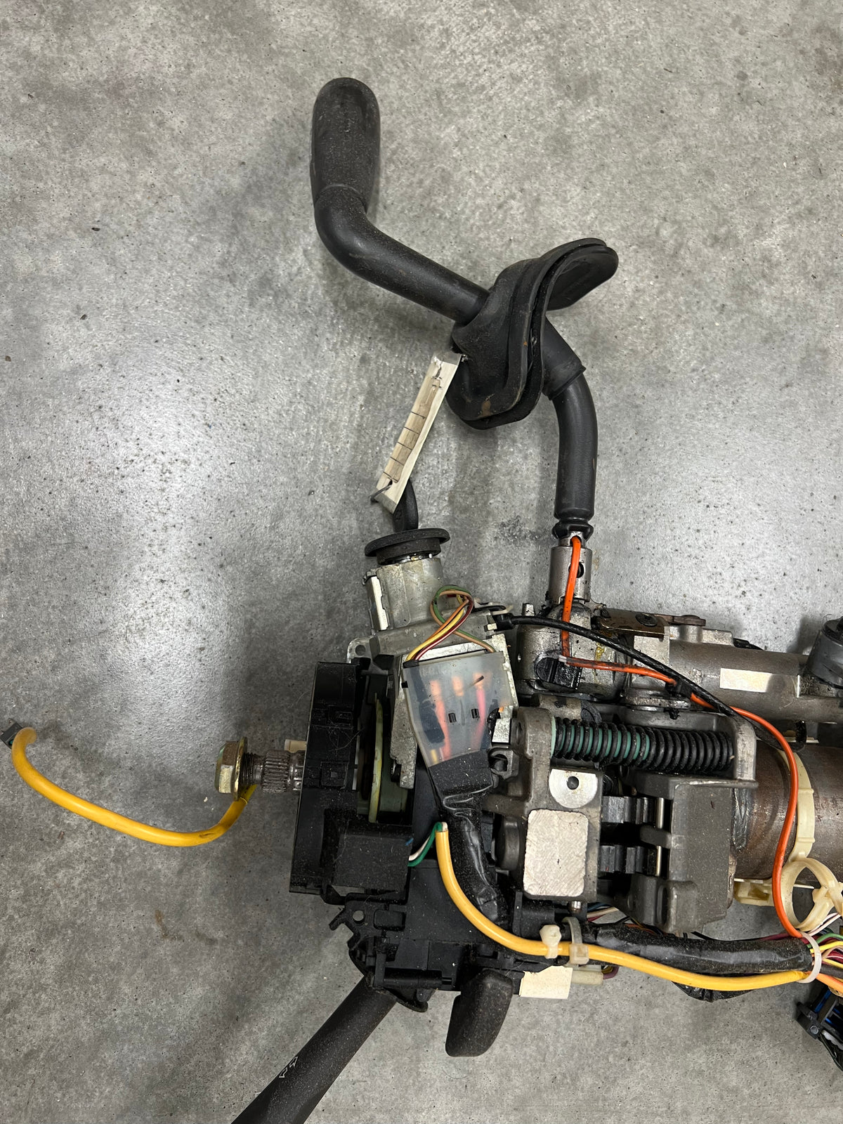 OEM Steering Column w/KEY for 2003-2006 GM Full Size Trucks