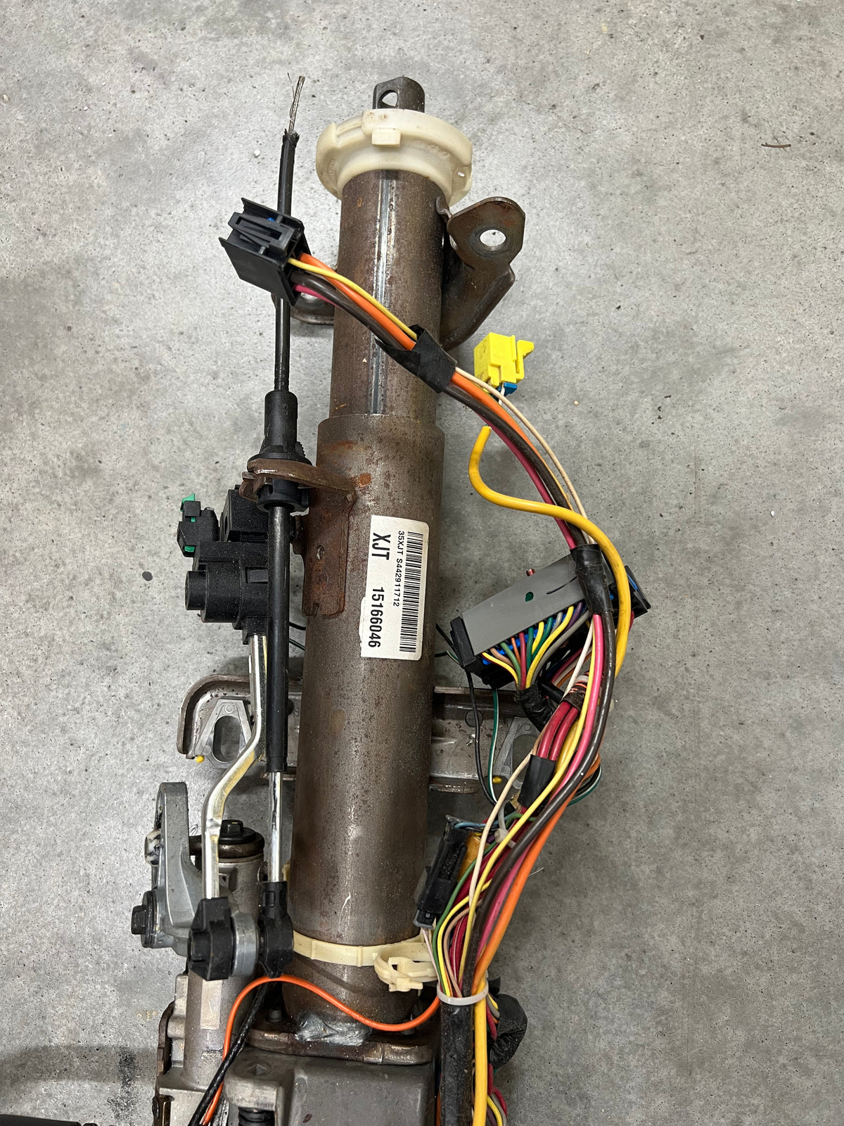 OEM Steering Column w/KEY for 2003-2006 GM Full Size Trucks