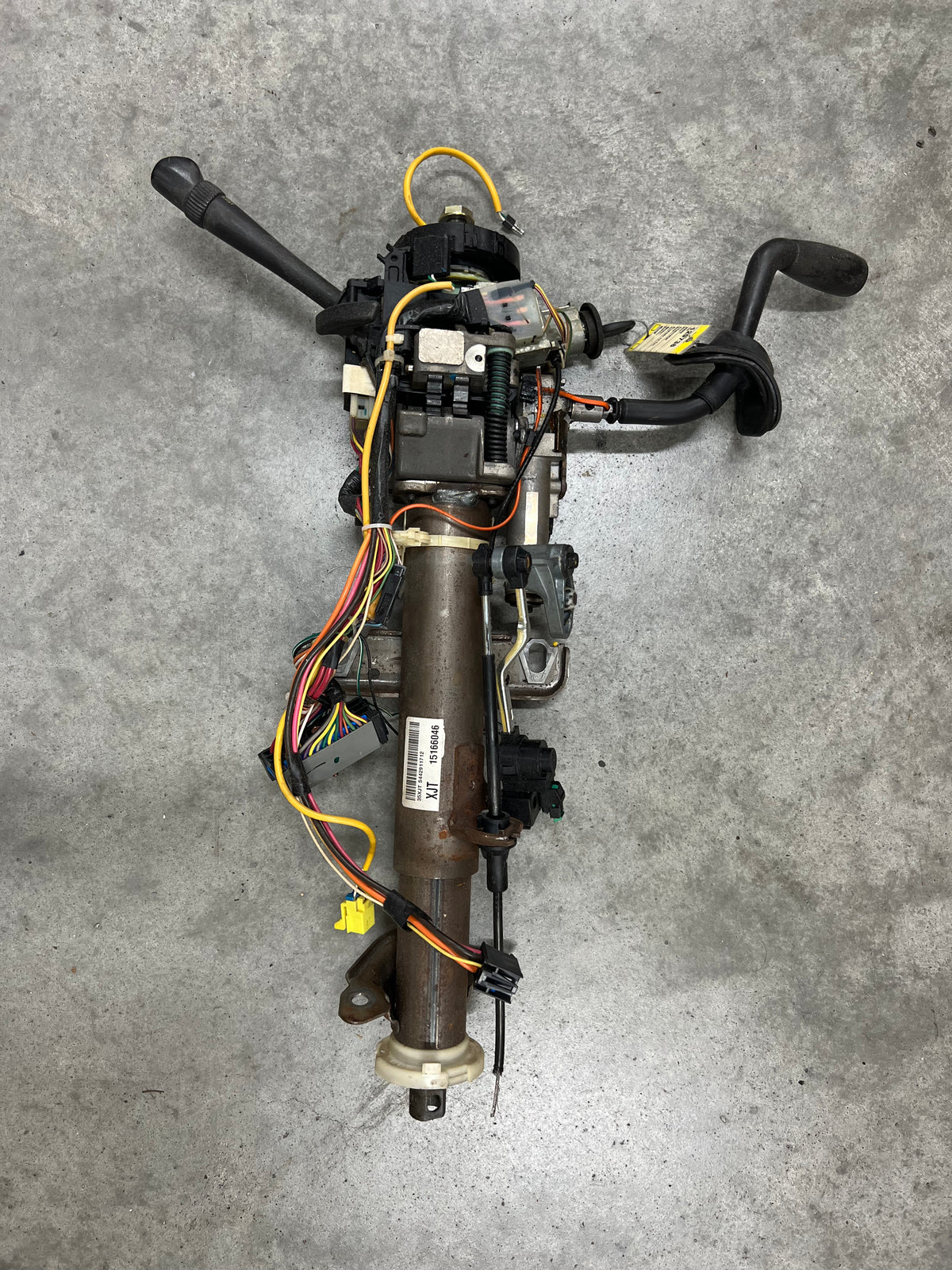 OEM Steering Column w/KEY for 2003-2006 GM Full Size Trucks
