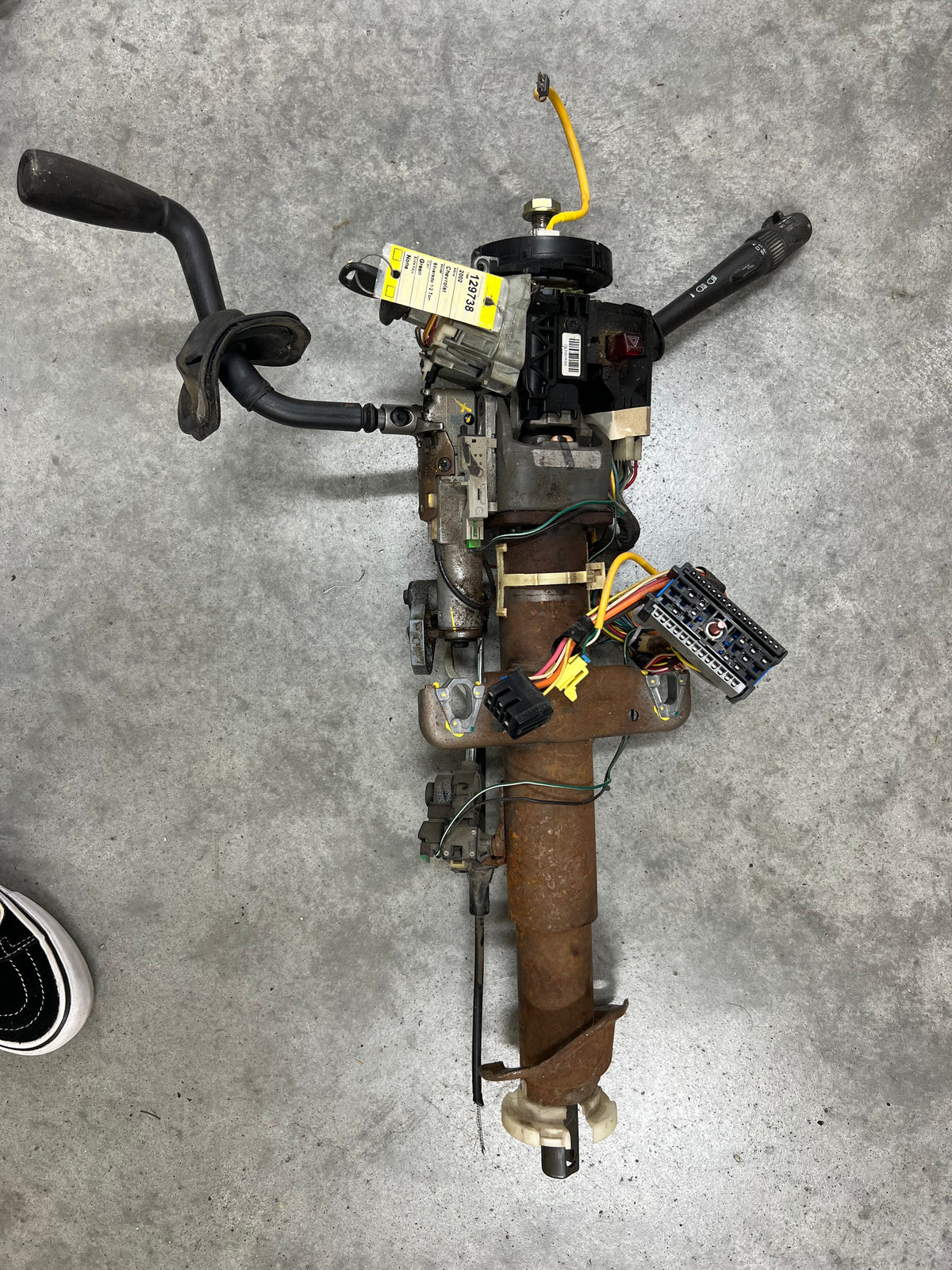 OEM Steering Column w/KEY for 2003-2006 GM Full Size Trucks