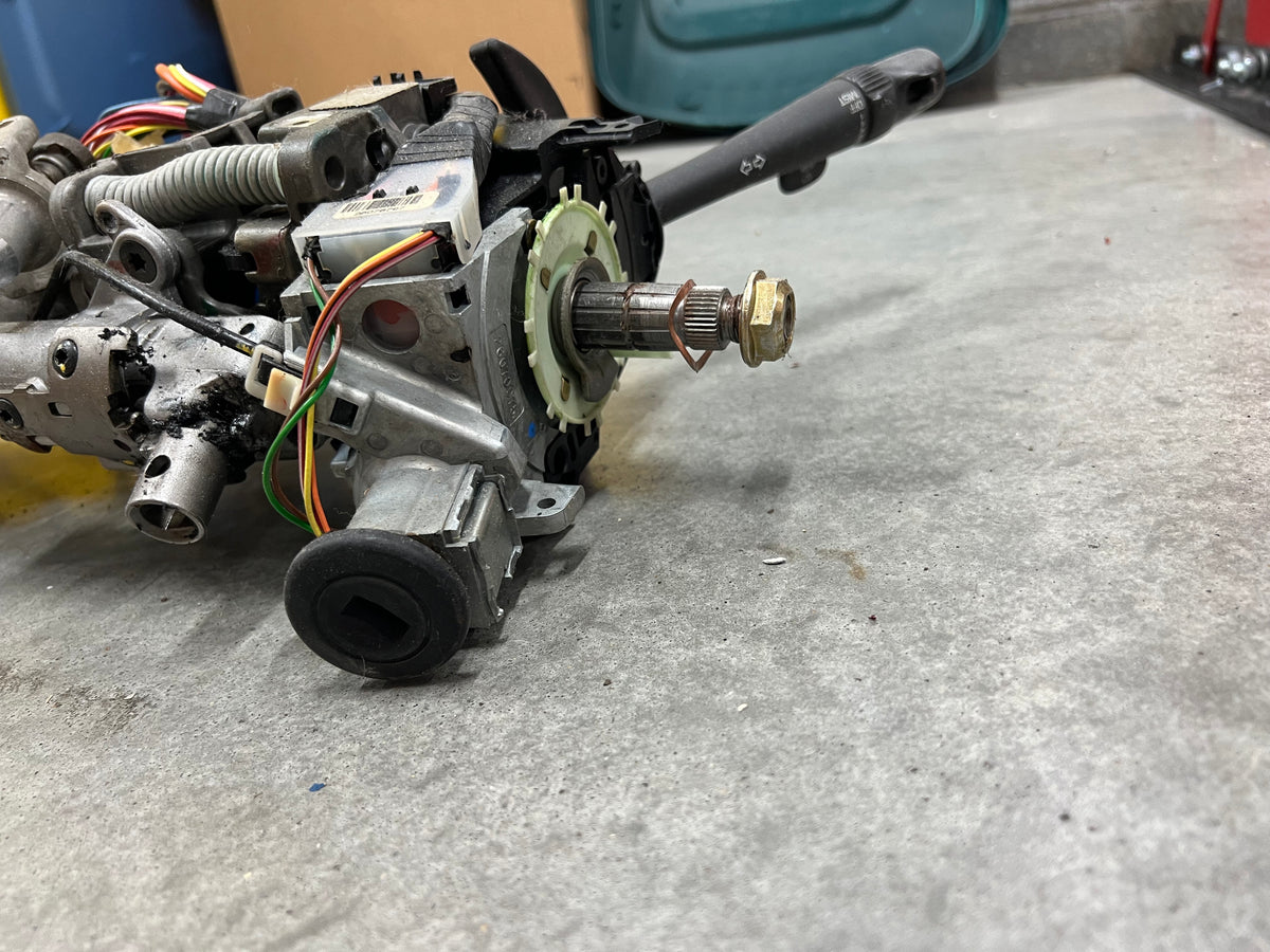 OEM Steering Column w/KEY for 2003-2006 GM Full Size Trucks
