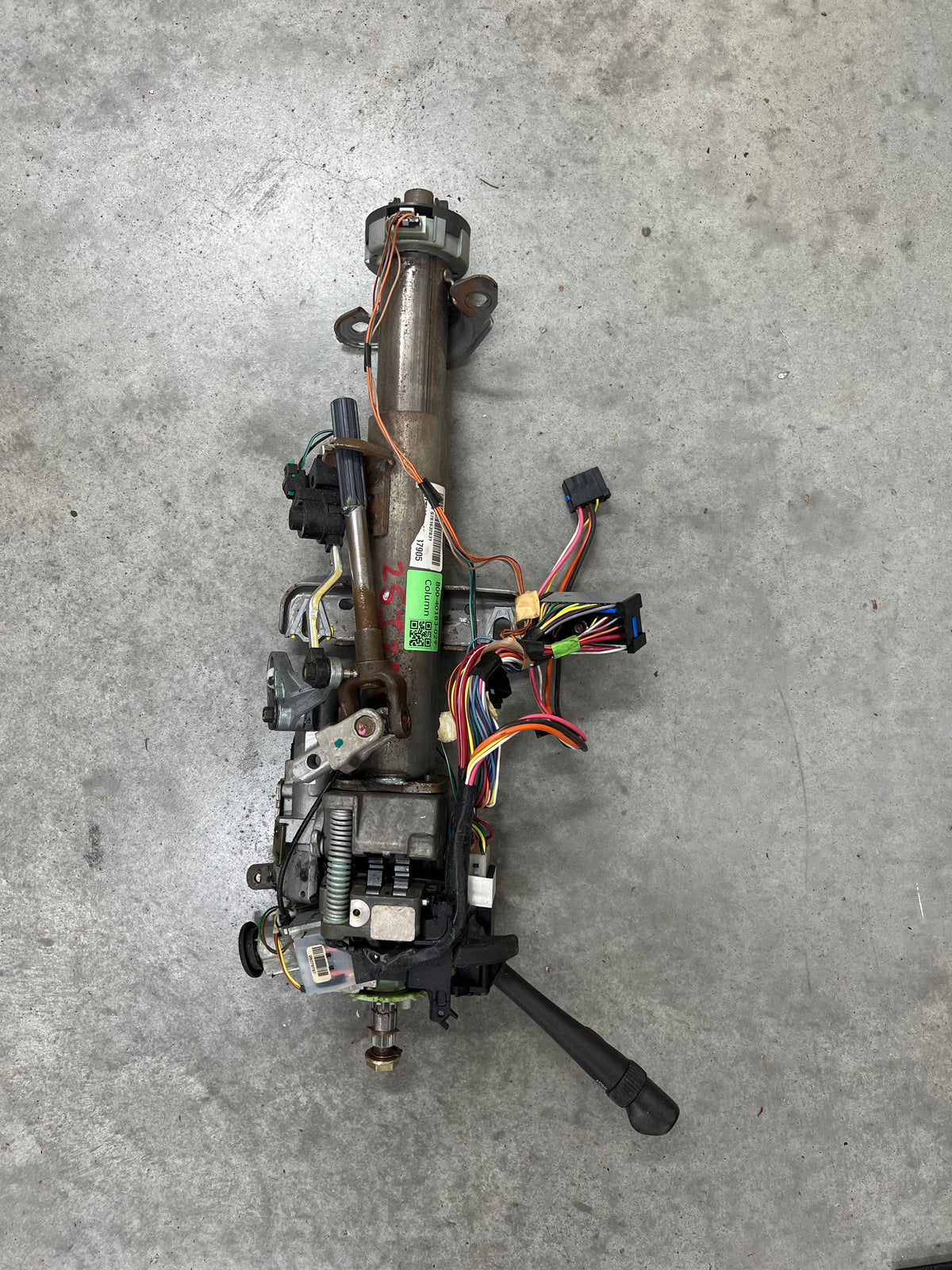 OEM Steering Column w/KEY for 2000-2002 GM Full Size Trucks