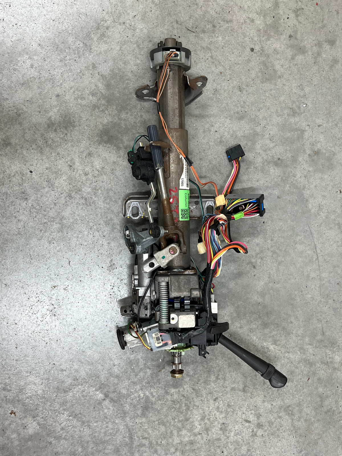 OEM Steering Column w/KEY for 2000-2002 GM Full Size Trucks