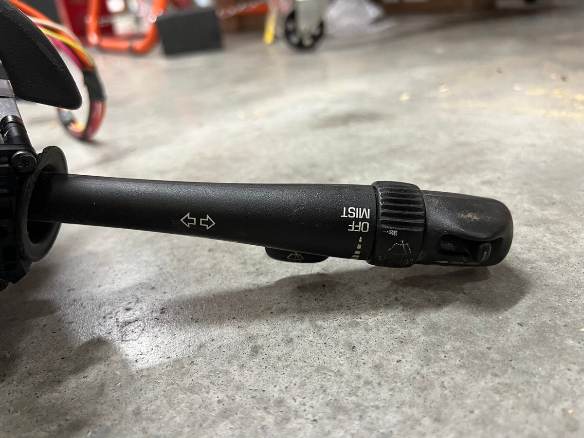 OEM Steering Column w/KEY for 2000-2002 GM Full Size Trucks