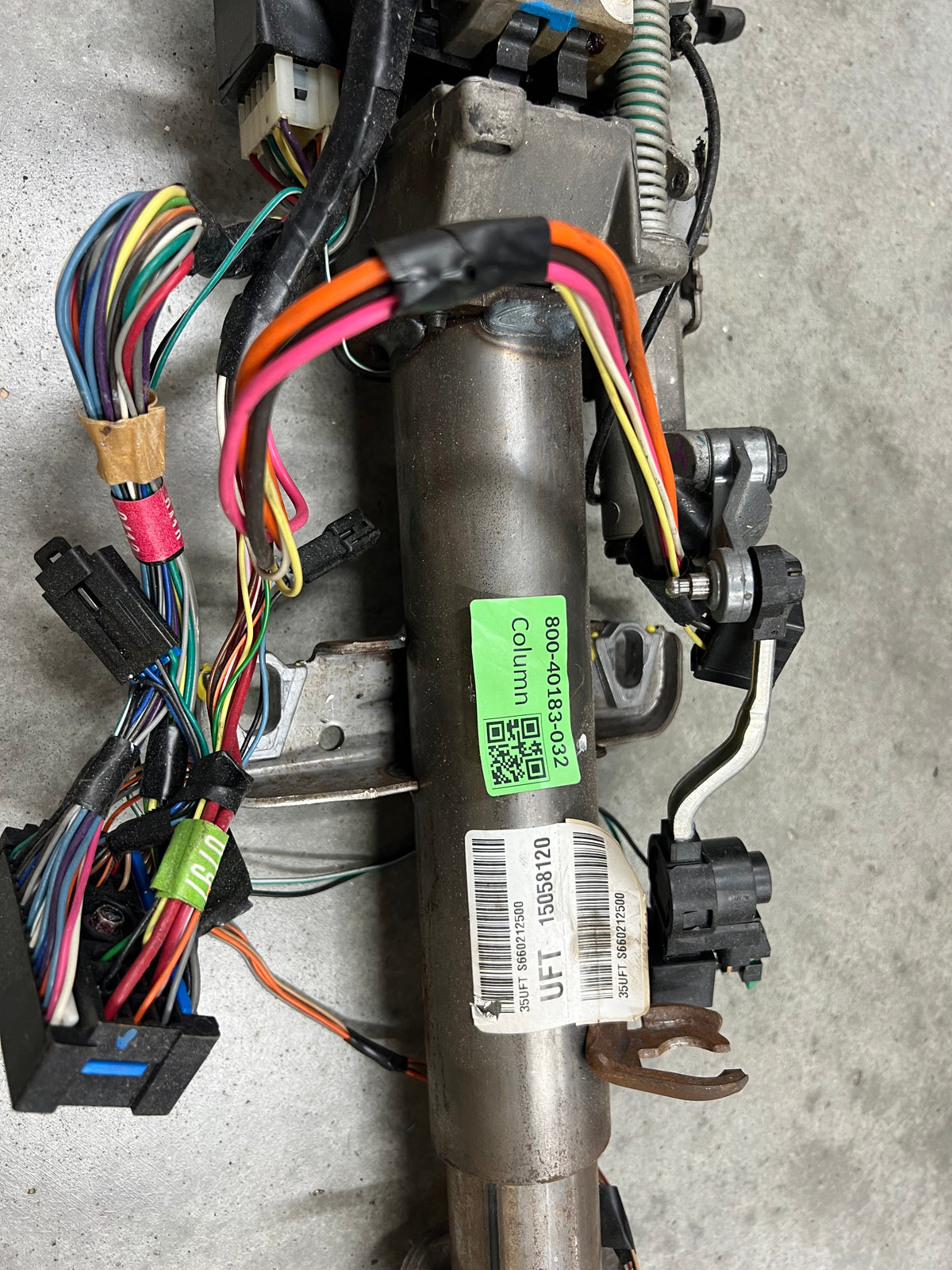 OEM Steering Column w/KEY for 2000-2002 GM Full Size Trucks