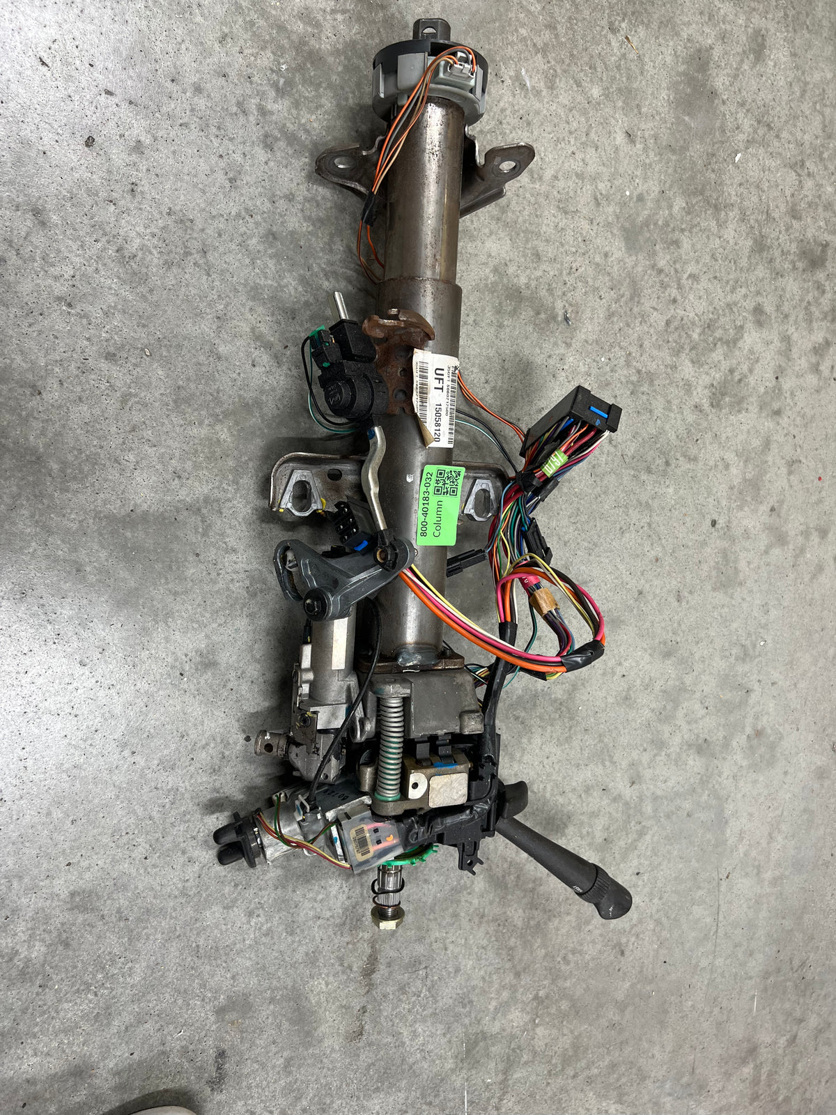 OEM Steering Column w/KEY for 2000-2002 GM Full Size Trucks