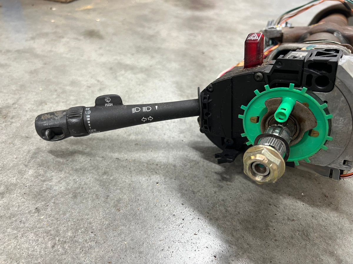 OEM Steering Column w/KEY for 2000-2002 GM Full Size Trucks