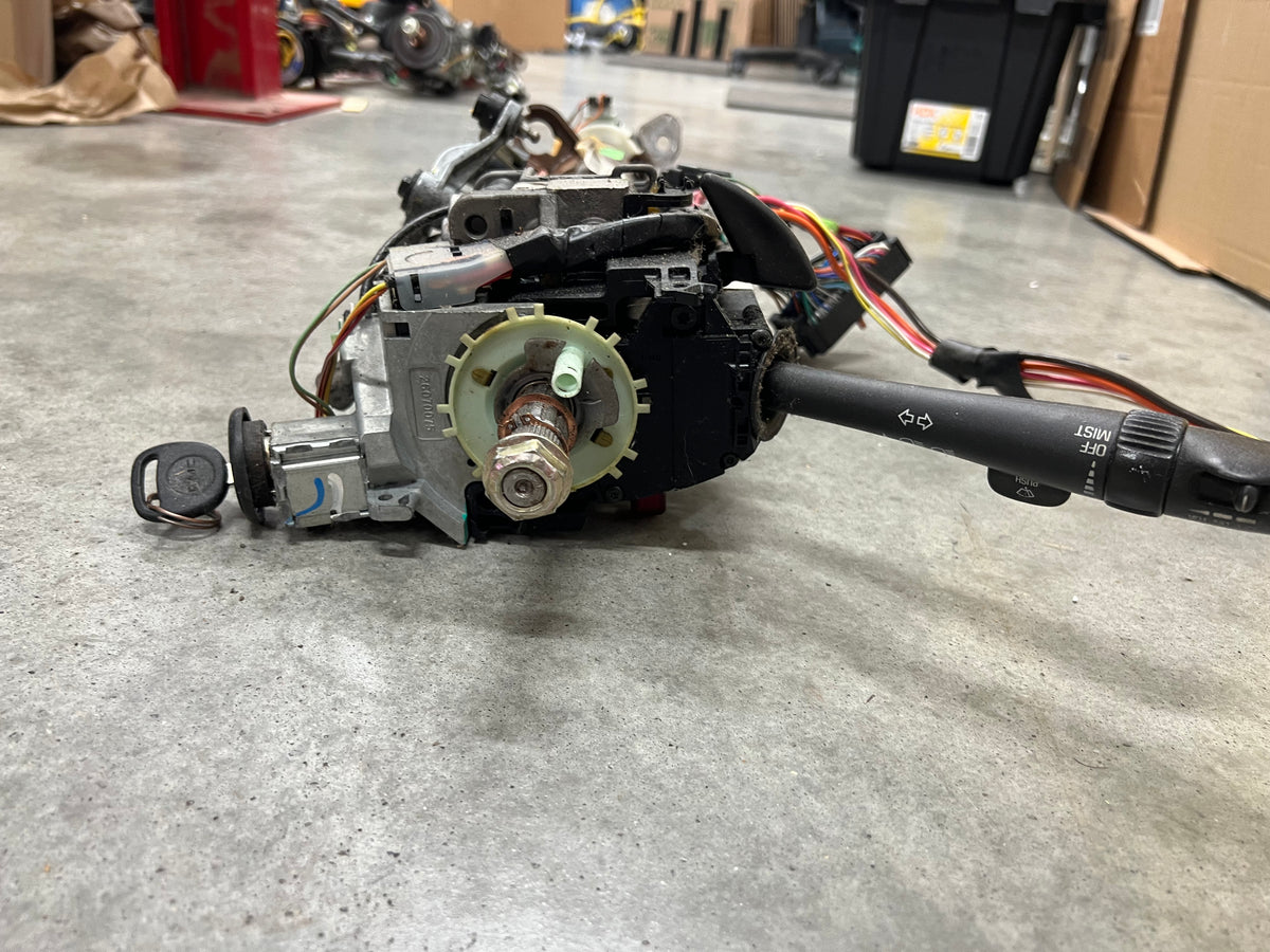OEM Steering Column w/KEY for 2000-2002 GM Full Size Trucks