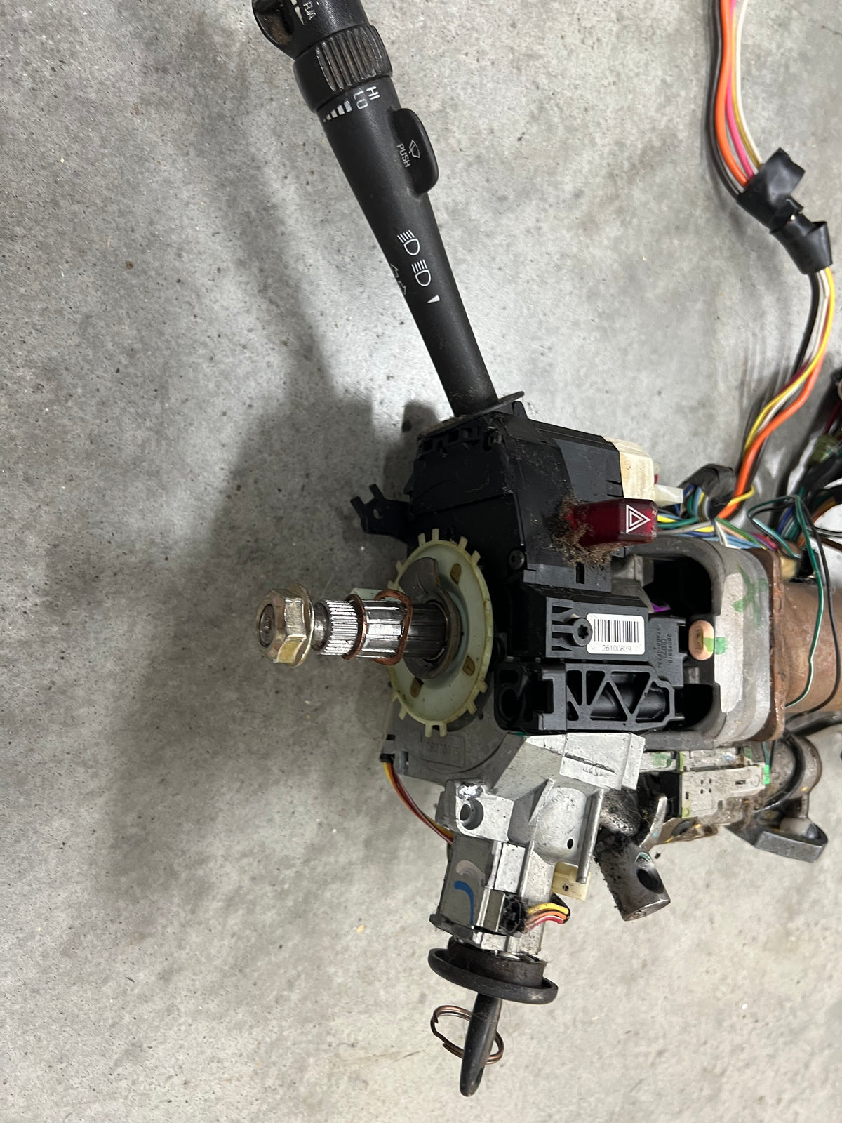 OEM Steering Column w/KEY for 2000-2002 GM Full Size Trucks