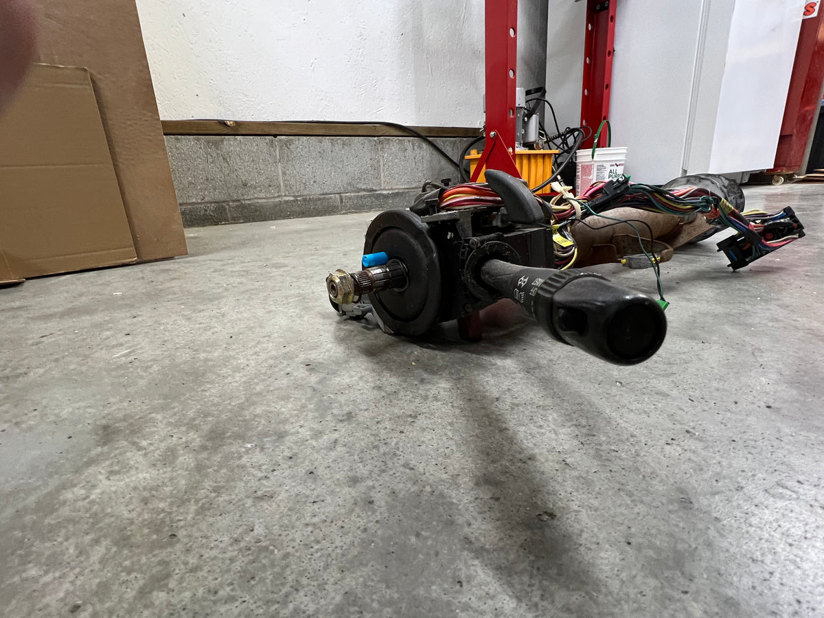 OEM Steering Column w/Tilt, Cruise Control, and Console Shift for 1998-2005 Chevy S10 Blazer and more
