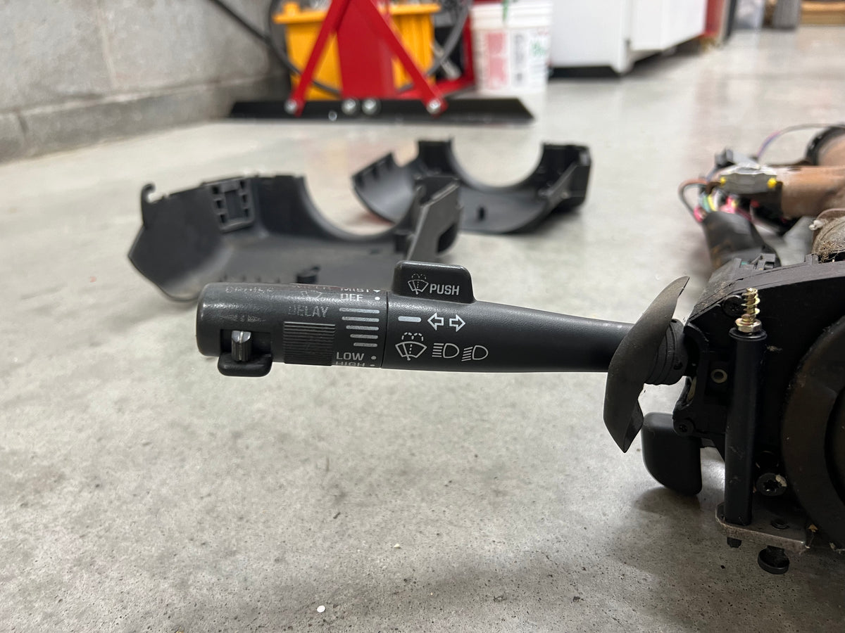 OEM Steering Column w/Tilt & Cruise Control for Manual Trans 1995-1997 Chevy/GMC C/K Trucks