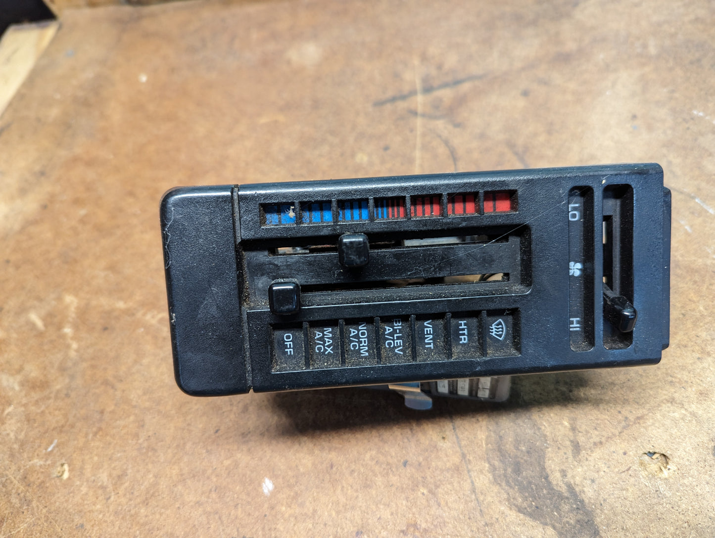 OEM HVAC Heater Control Panel in Black with A/C for 1986 - 1994 Chevrolet S10, Blazer and more