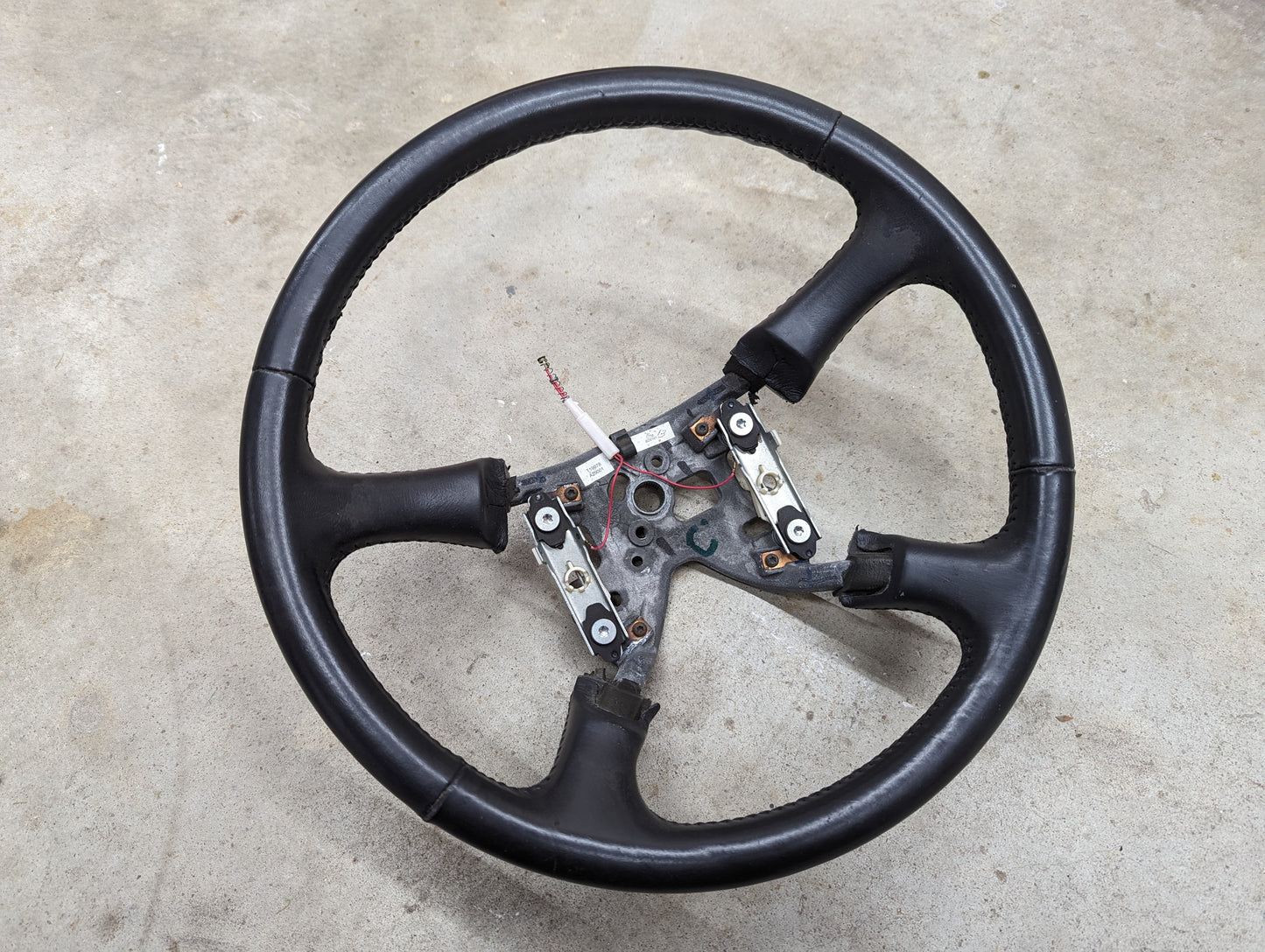 OEM Leather Steering Wheel for 1999-2005 GM Chevy Silverado S10 and more