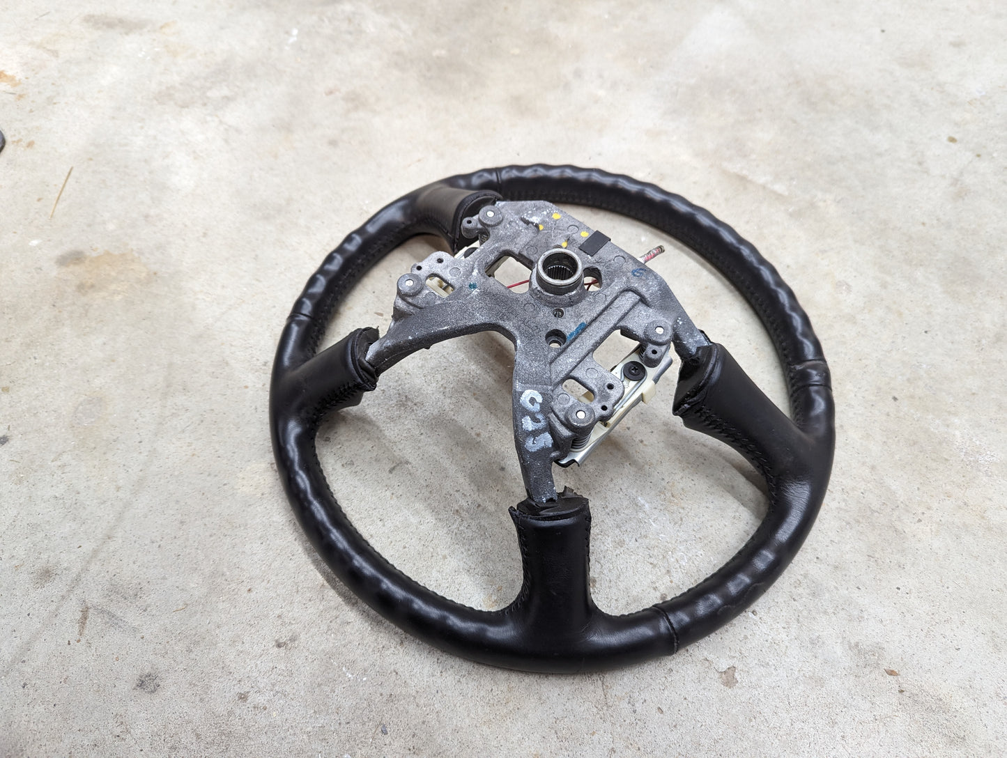 OEM Leather Steering Wheel for 1999-2005 GM Chevy Silverado S10 and more