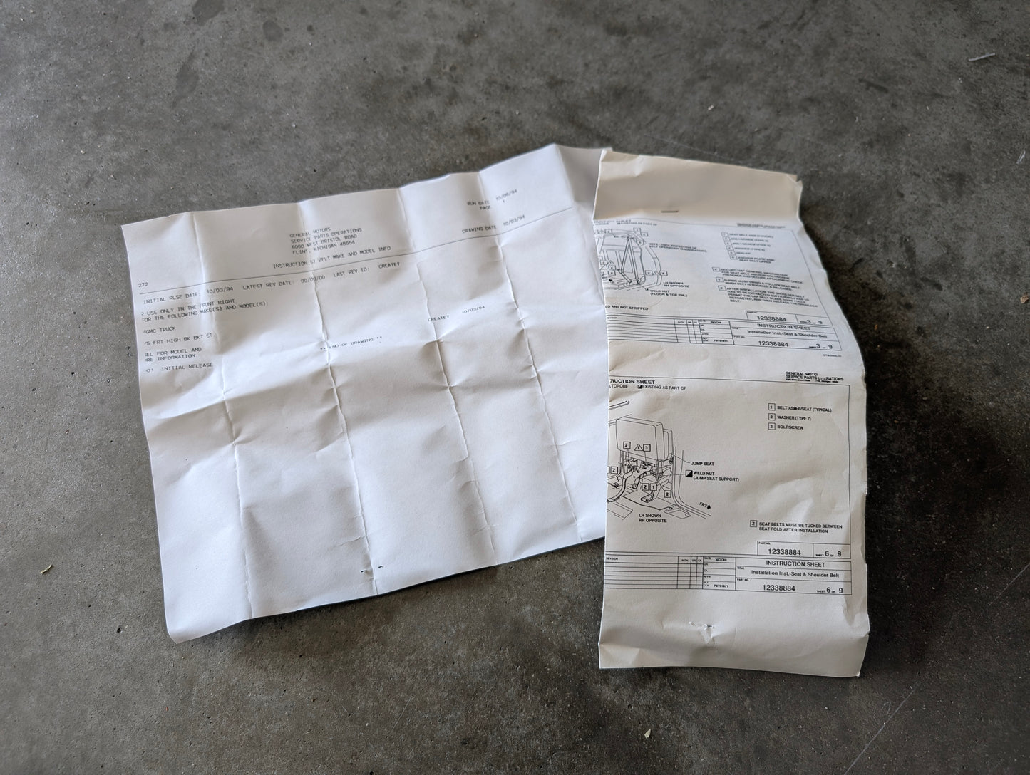 NOS Passenger Seat Belt Retractor & Buckle in Charcoal for 1982 - 1993 Chevy S10, GMC S15