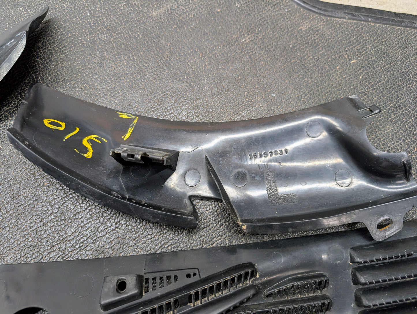 OEM Wiper Cowl Cover Set for 1994-2005 Chevrolet S10, Blazer, and more