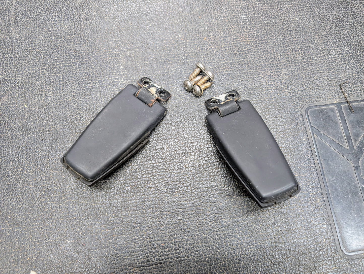 OEM Rear Hatch Glass Hinges for 1983-1994 Chevrolet S10 Blazer and more