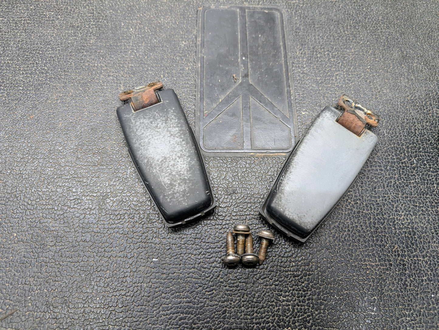 OEM Rear Hatch Glass Hinges for 1983-1994 Chevrolet S10 Blazer and more