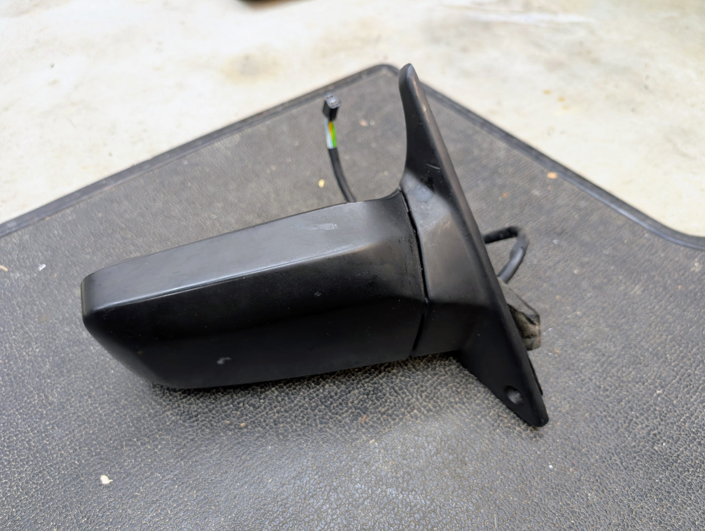 OEM Exterior Power Mirrors w/Switch for 1988-1994 S10, Blazer, and more